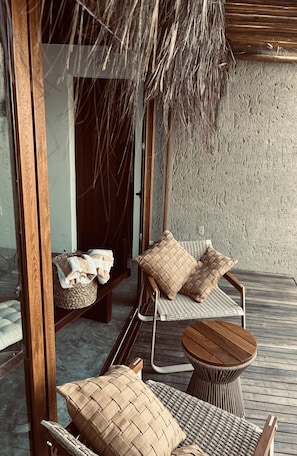 Luxury Bungalow, 1 King Bed, Sea View