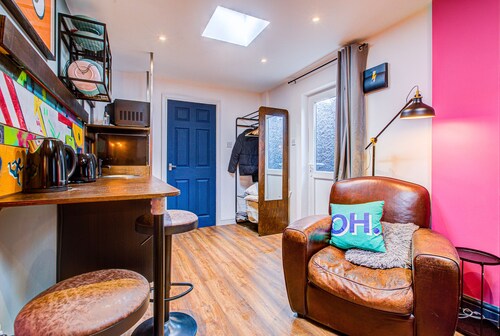 Cosy Studio flat near hospital - Pass the Keys