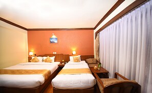 Family Room | Premium bedding, desk, free WiFi, bed sheets - Hotel Nirvana Garden (Kathmandu)