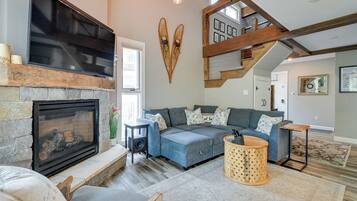 Apartment (1 Bedroom) | Interior