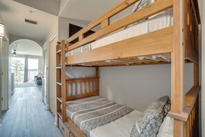 Apartment (1 Bedroom) | Interior