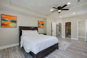 Interior - 4 Mi to Dtwn: Upscale Home in Baltimore (Baltimore)