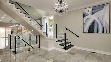 Nhà (6 Bedrooms) | Nội thất