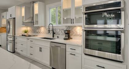 4 Mi to Dtwn: Upscale Home in Baltimore
