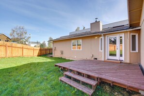 House (2 Bedrooms) | Interior - Pet-friendly Anchorage Home - 8 Mi to Downtown! (Anchorage)