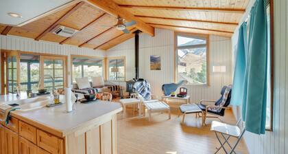 Scenic Kernville Getaway w/ Deck & Mountain Views!