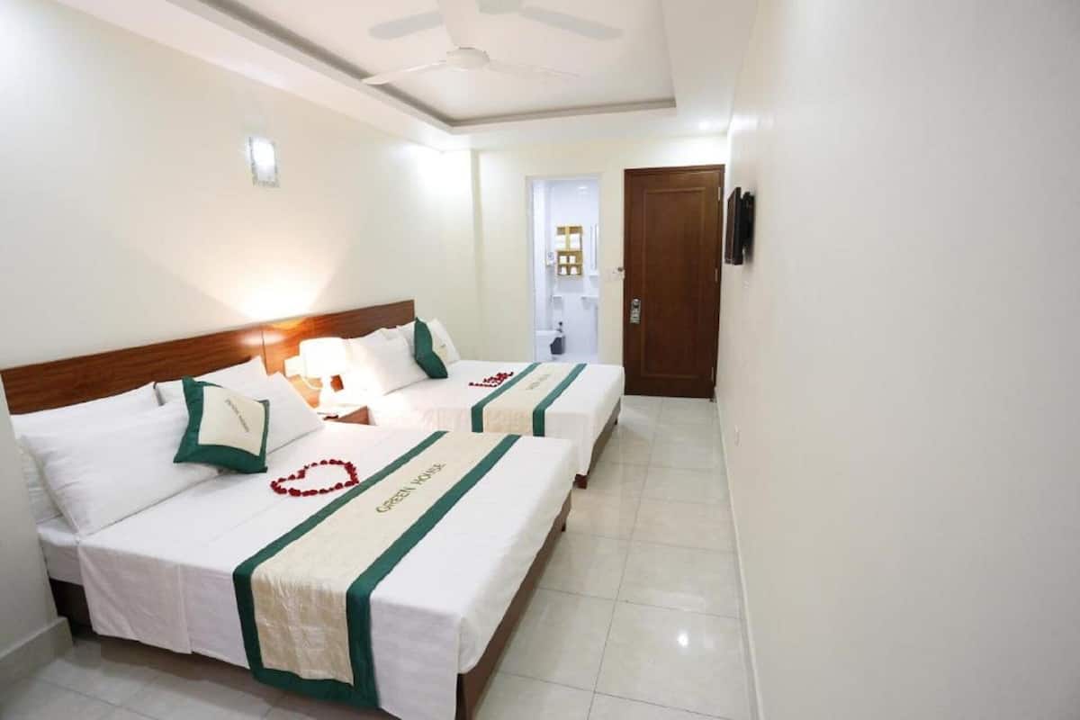 Pillow-top beds, minibar, desk, blackout curtains