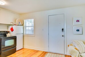 House (1 Bedroom) | Interior - Convenient Lubbock Vacation Rental, 2 Mi to Ttu! (Lubbock)