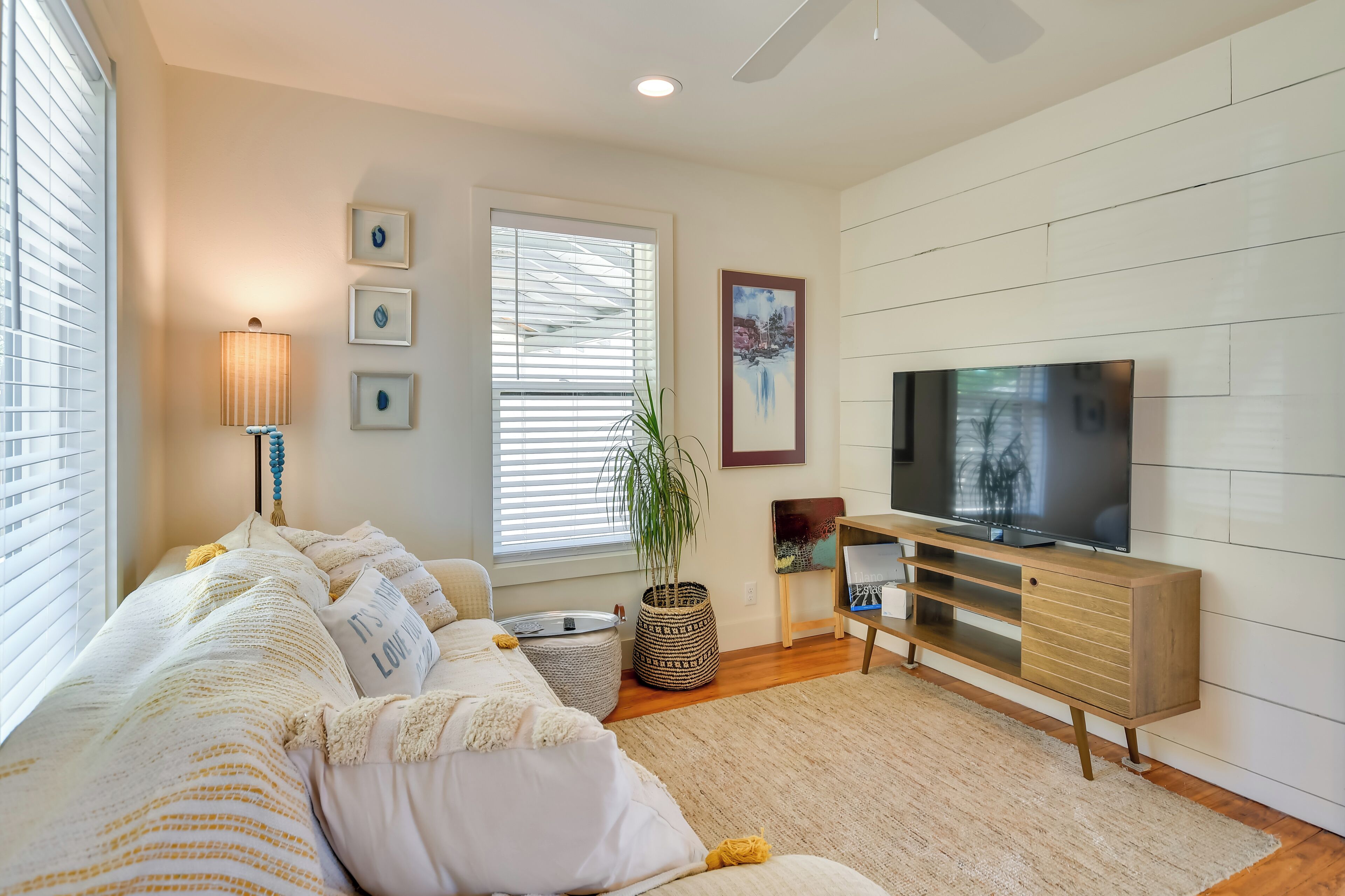 House (1 Bedroom) | Interior