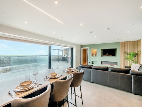 2 bedroom accommodation in Felinwynt, near Cardigan