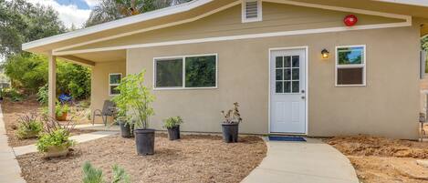 House (1 Bedroom) | Interior