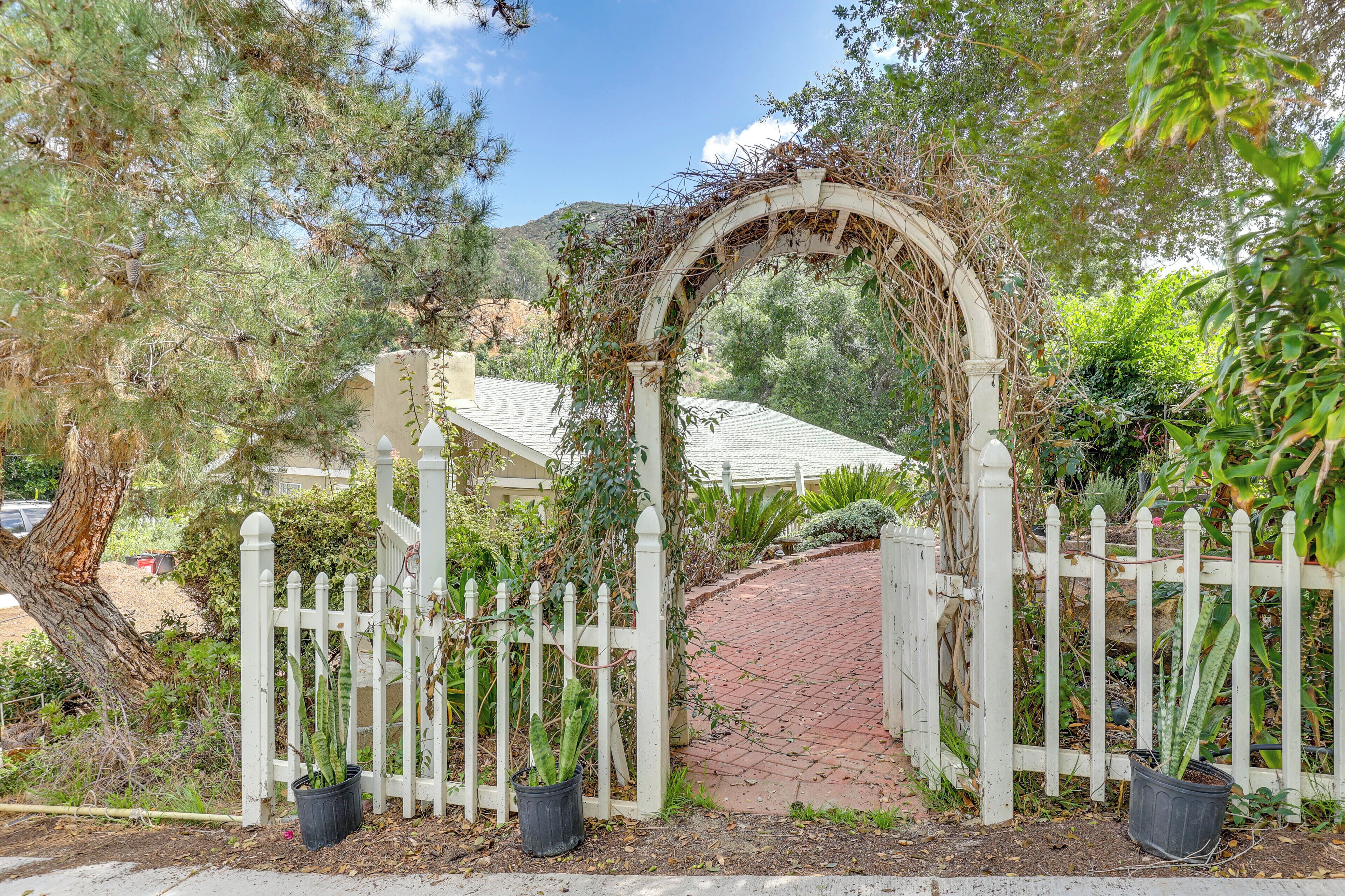 House (1 Bedroom) | Interior