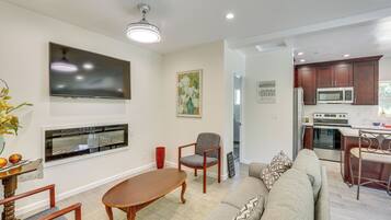 House (1 Bedroom) | Interior