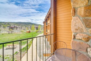 Apartment (0 Bedroom) | Interior - 2 Mi to Granby Ranch: Mtn Condo w/ Hot Tub! (Granby)
