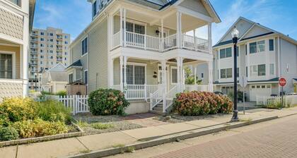Sunny Atlantic City Home: Walk to Beach!