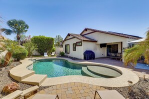 ハウス (3 Bedrooms) | 施設の正面