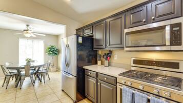 House (3 Bedrooms) | Bahagian dalam