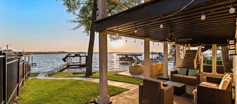 Horizon Luxe - Lake Front - 3BR+3RR - 8 Beds