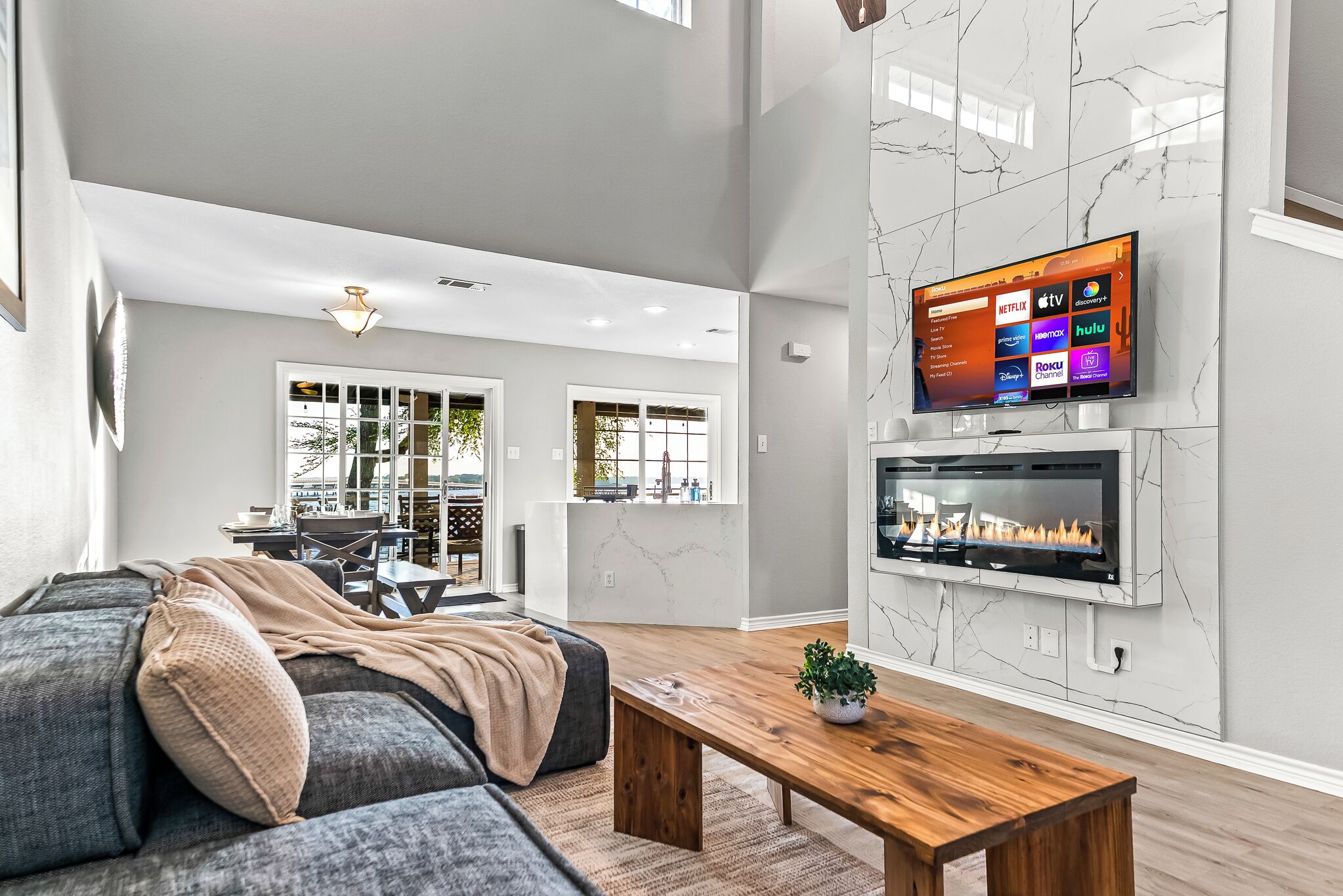 Smart TV y monitor de computadora 