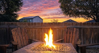 ⭐Badminton/Volleyball net⭐️100Mbps⭐️3 TVs⭐️15min→Indian Creek Plaza⭐2600ft² ⭐
