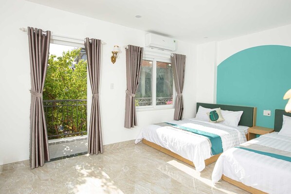 Family Quadruple Room | Desk, soundproofing, free WiFi - Pao Hotel (Hue)