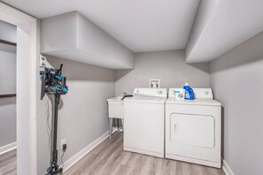 Interior - Oakland Oasis A Intown Atlanta (Atlanta)