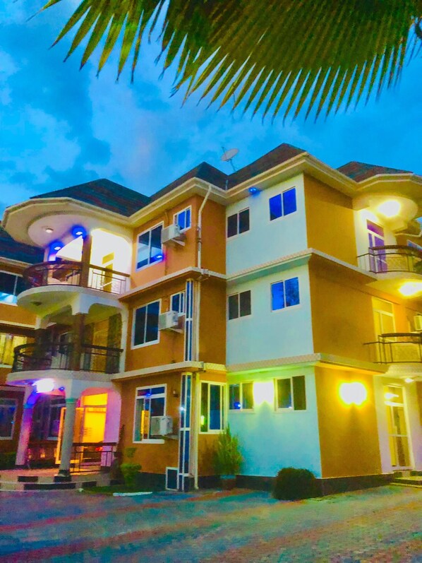 Front of property - Mazubu grand hotel (Mererani)