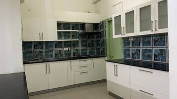 Fridge, microwave, stovetop, electric kettle