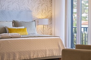 4 Schlafzimmer, Bügeleisen/Bügelbrett, Reisekinderbett, kostenloses WLAN