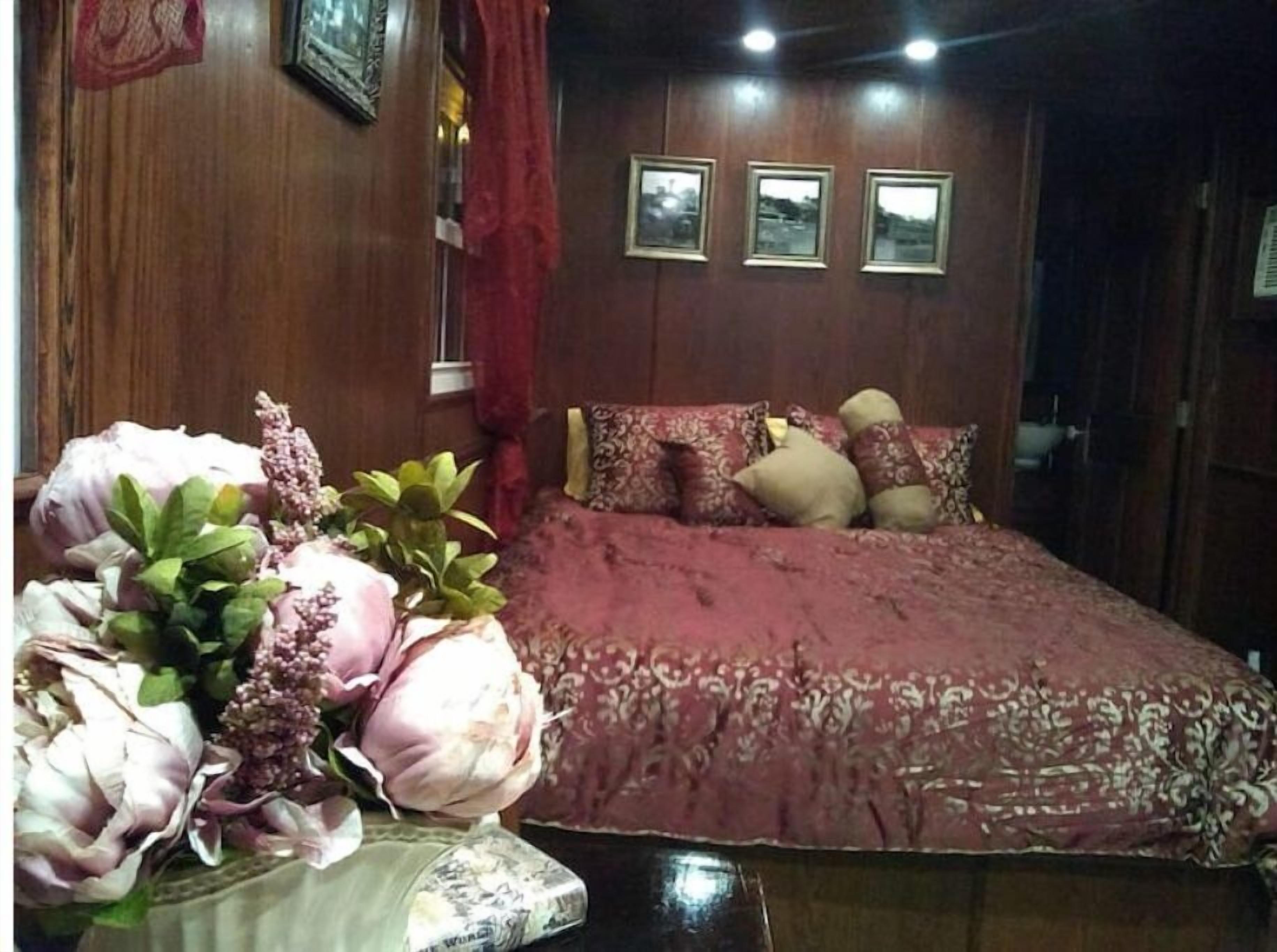 1 多间卧室、免费 WiFi、床单