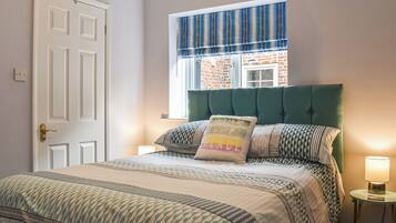 3 bedrooms, free WiFi, bed sheets