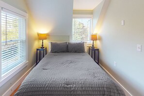 3 Schlafzimmer, BĂŒgeleisen/BĂŒgelbrett, Internetzugang, BettwĂ€sche