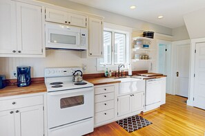 Fridge, microwave, oven, stovetop - Dog-friendly 2-story home near the ocean with firepit, washer/dryer, deck, & AC (Mount Desert)