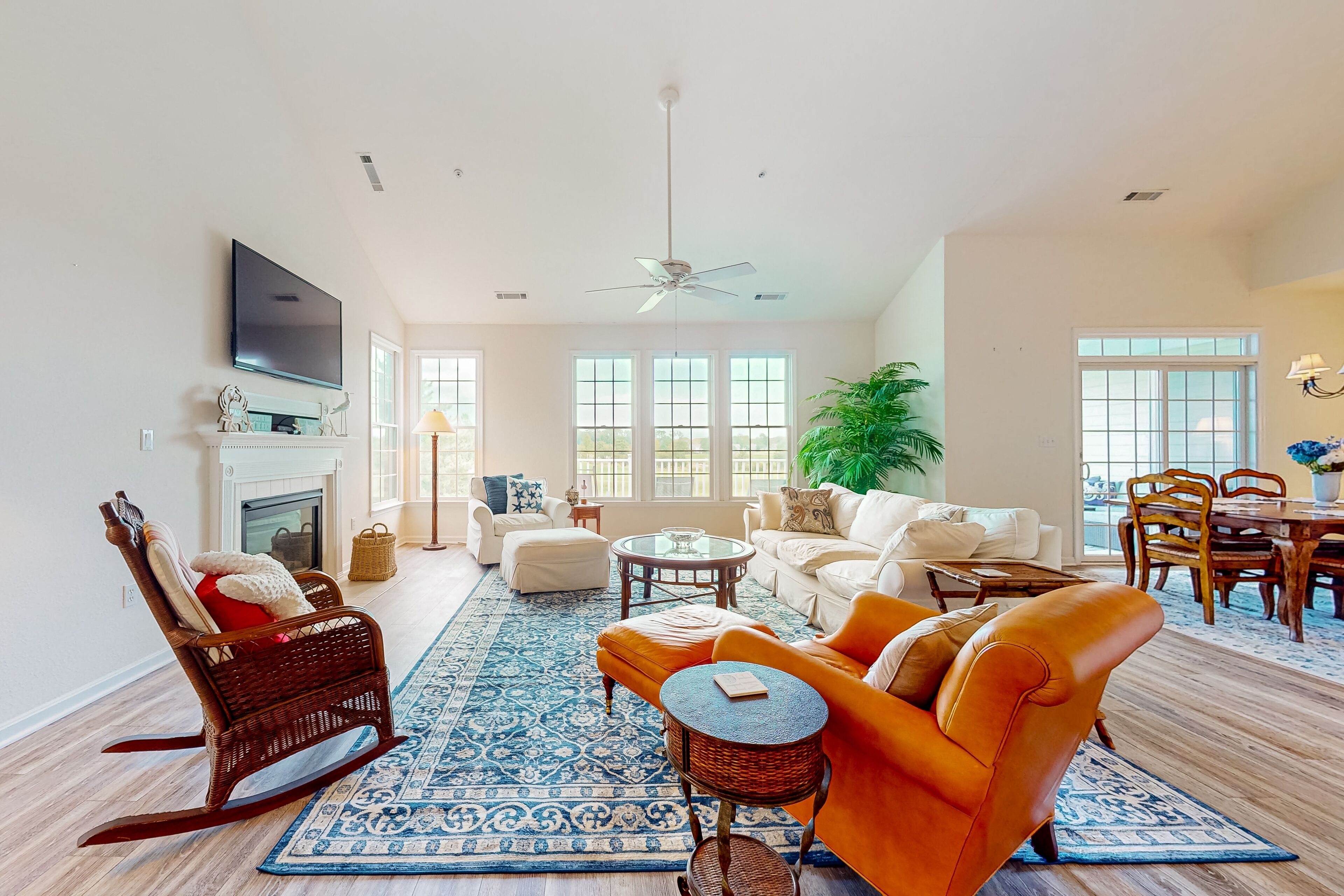 Bear Trap Dunes condo with pools, sauna, & tennis court - easy beach access