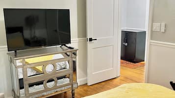 2 chambres, bureau, fer et planche à repasser, Wi-Fi gratuit