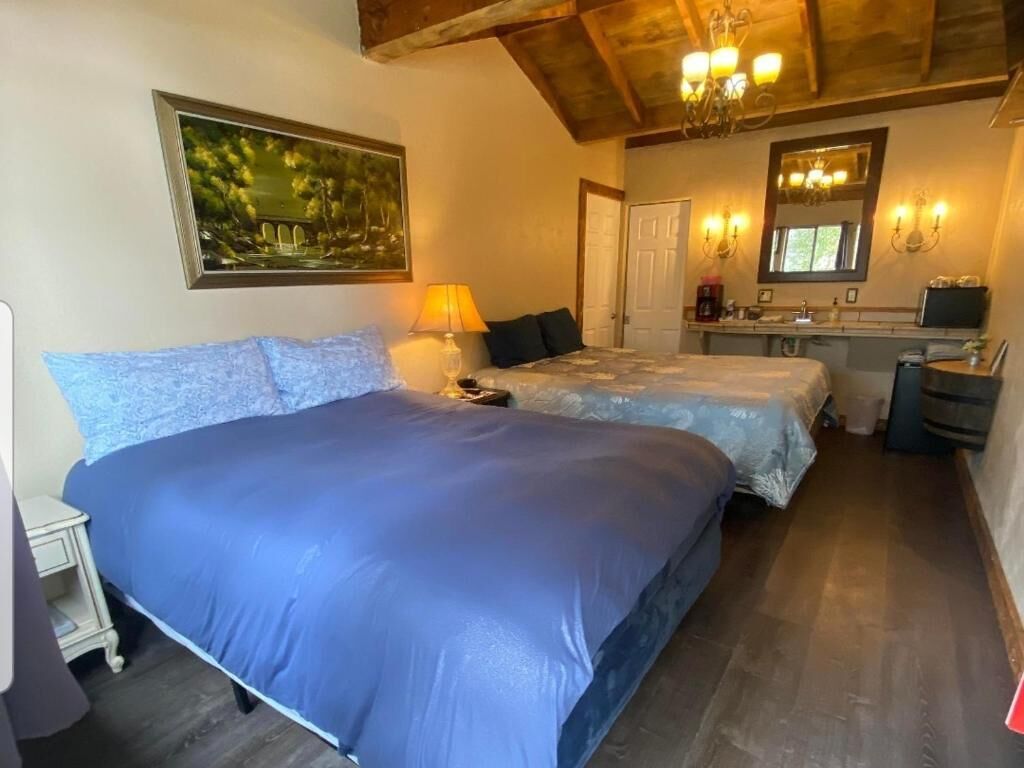 Blackout drapes, soundproofing, iron/ironing board, free WiFi