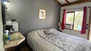 Blackout drapes, soundproofing, iron/ironing board, free WiFi