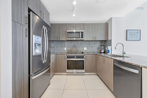 Modern Downtown Doral One-Bedroom Apt