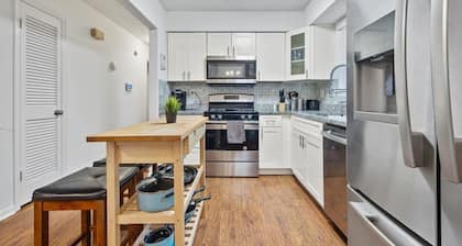 Spacious Alpharetta Home 3bedroom 2bathroom