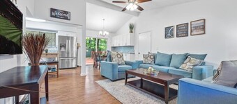 Cozy 3BR/2BA Ranch Style Home Near Avalon and Downtown Alpharetta