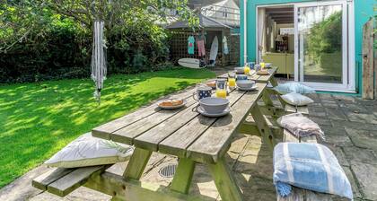 5 bedroom accommodation in Solva