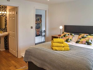 2 chambres, Wi-Fi gratuit, draps fournis