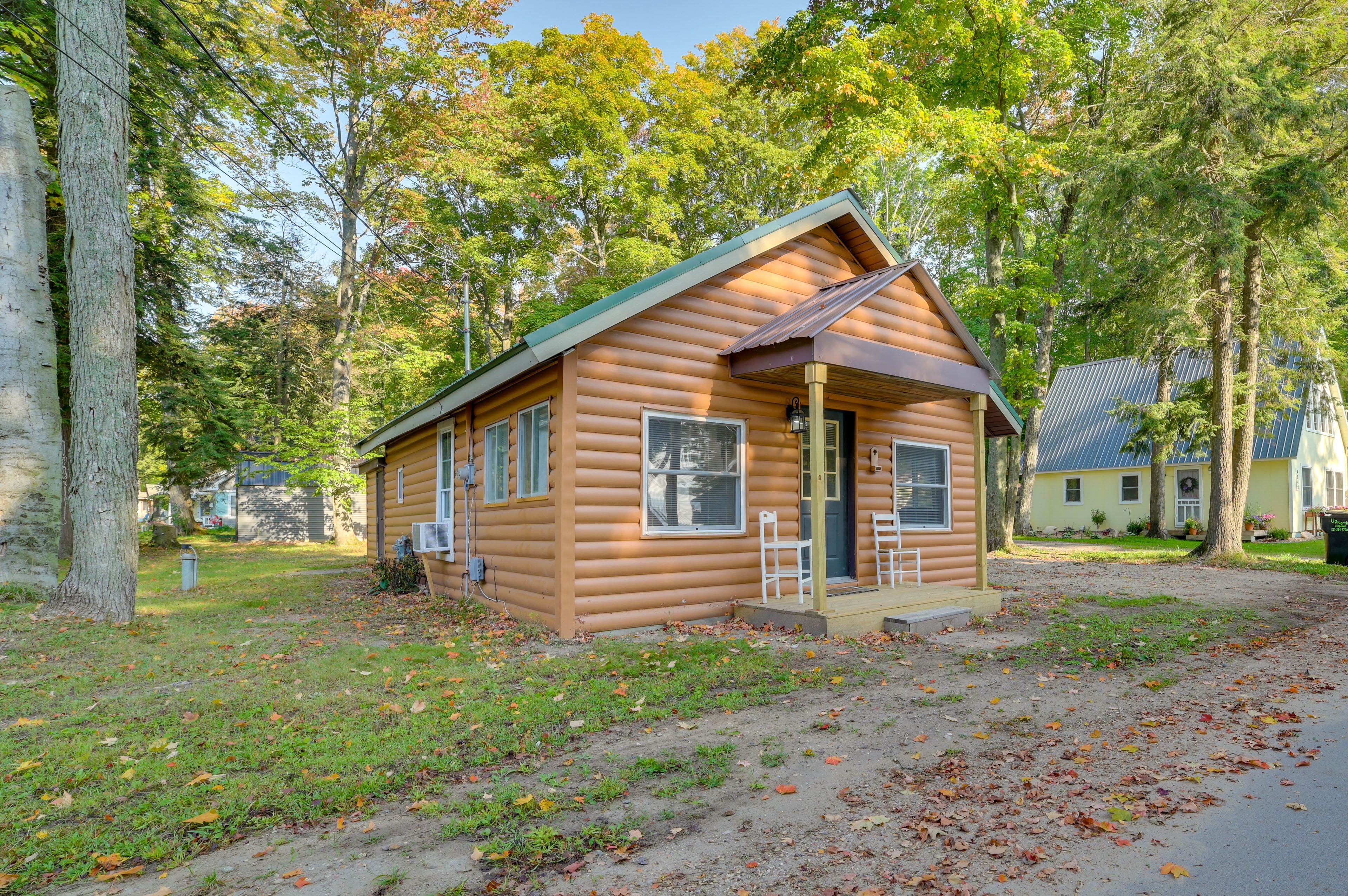 Cozy Otsego Lake Cabin: Steps to Sandy Beach!