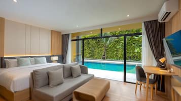 Deluxe-Zimmer, 1 King-Bett, Poolzugang | Minibar, Zimmersafe, Schreibtisch, laptopgeeigneter Arbeitsplatz