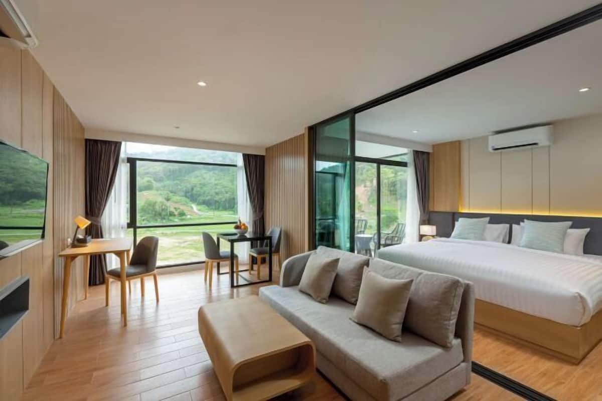 1 Schlafzimmer, Minibar, Zimmersafe, Schreibtisch