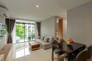 Family Suite, Multiple Beds (Outdoor Bathtub) - Wyndham Garden Naithon Phuket (Sa Khu)