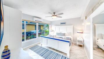 3 bedrooms, desk, iron/ironing board, travel cot