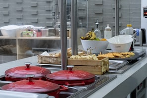 Breakfast buffet - Esstudia 17-4 (Bogotá)
