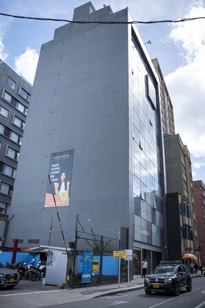 Front of property - Esstudia 17-4 (Bogotá)