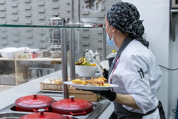 Breakfast buffet - Esstudia 17-4 (Bogotá)